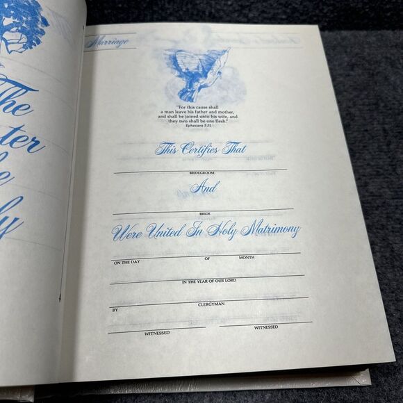 Holy Bible King James Keepsake Edition 1976 - Picture 3 of 4